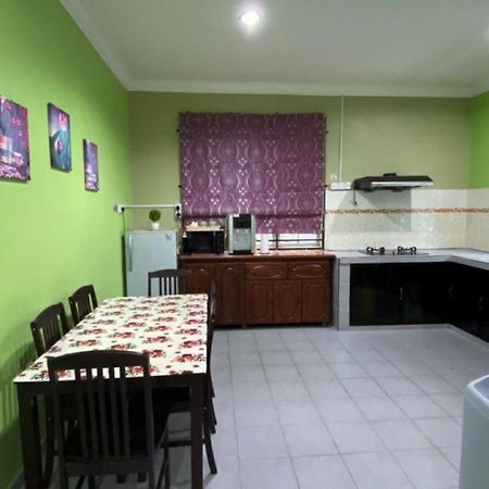 Seri Idaman Guest House Pasir Mas Dış mekan fotoğraf