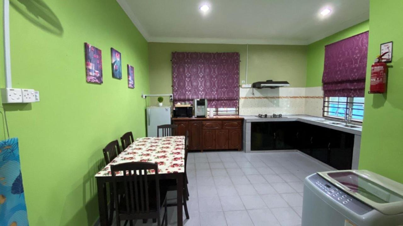 Seri Idaman Guest House Pasir Mas Dış mekan fotoğraf